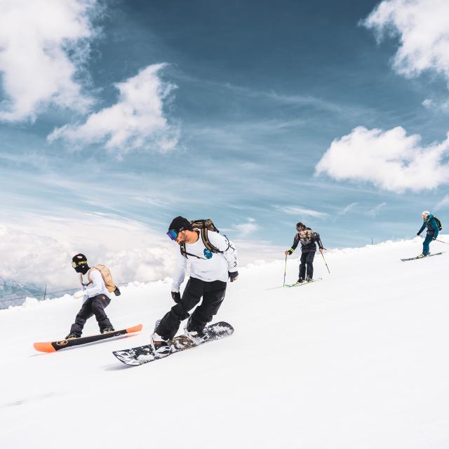 094-les-2-alpes-glacier-printemps-ete-ski-snowboard.jpg