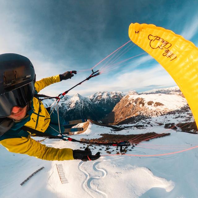parapente-les2alpes-hiver