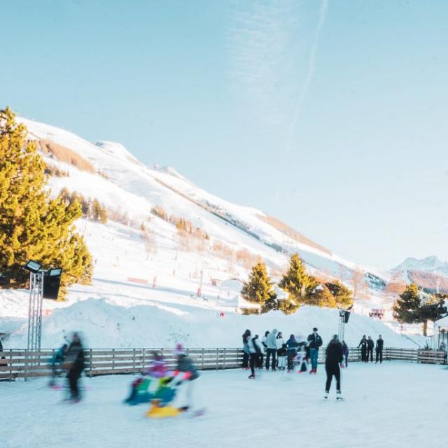patinoire-plein-air-e1641999413366.jpg